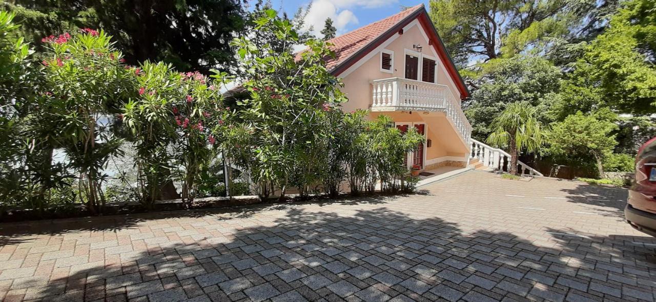 Apartments Agrijan Масленица Екстериор снимка