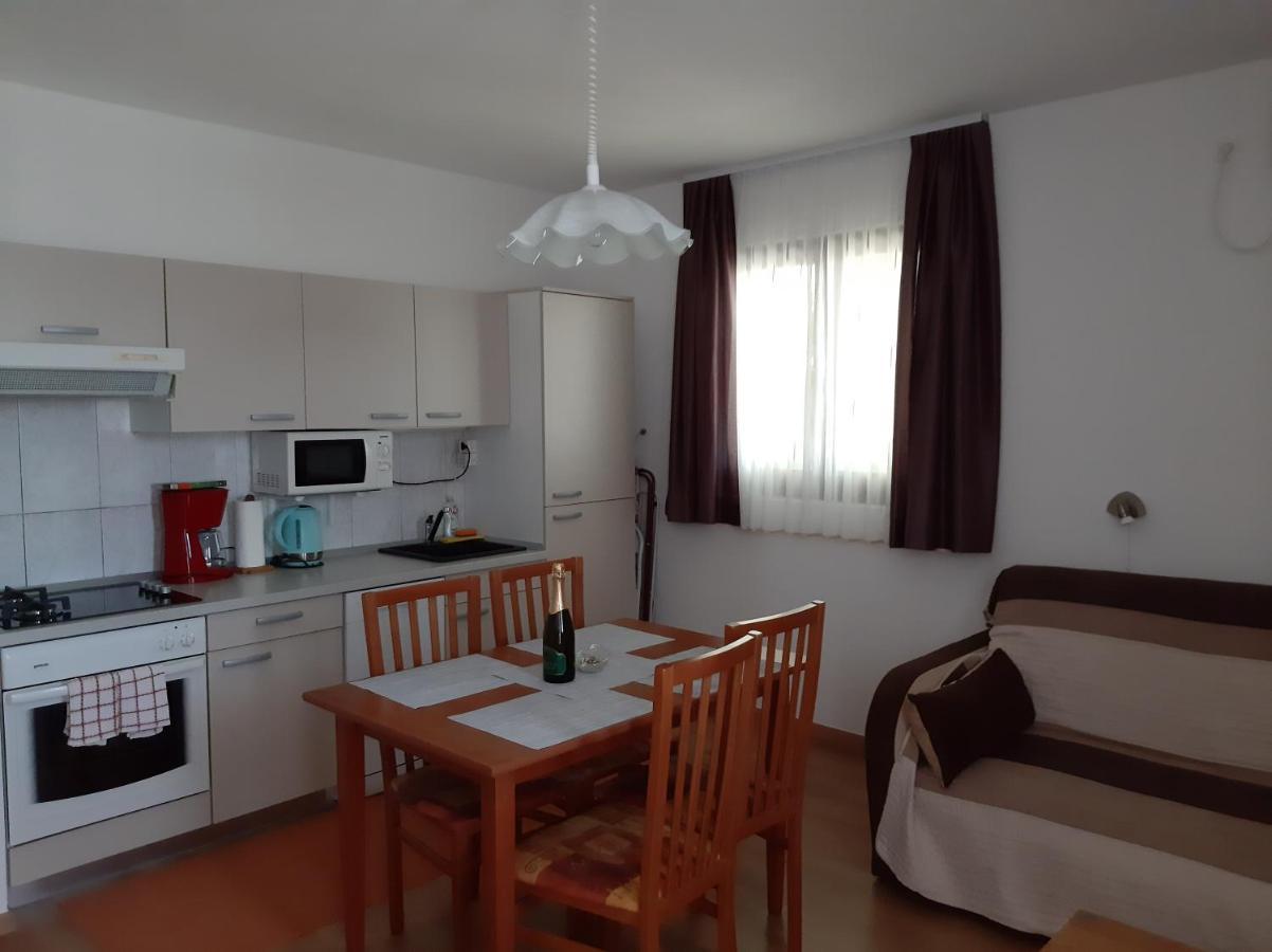 Apartments Agrijan Масленица Екстериор снимка